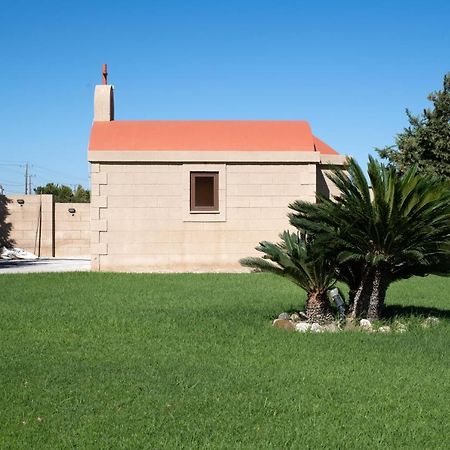 Southrock Villas Lakhania Exterior foto