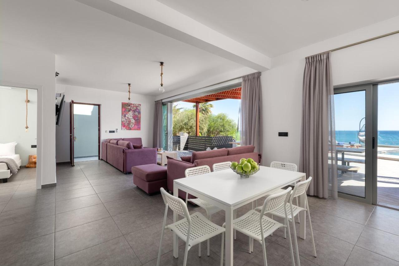 Southrock Villas Lakhania Exterior foto